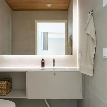 Arctic Circle Homes Ii דירה