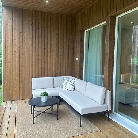 Arctic Circle Homes Ii * רובניימי